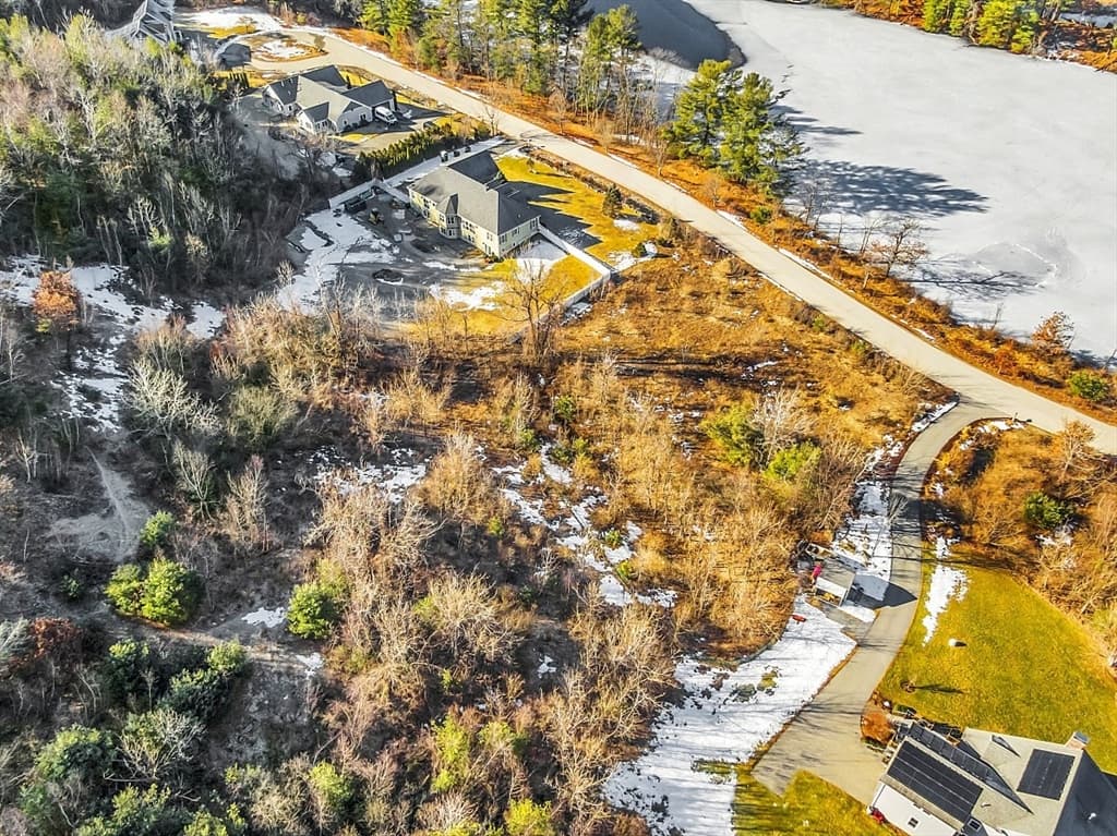 4 Wilson Way photo 3