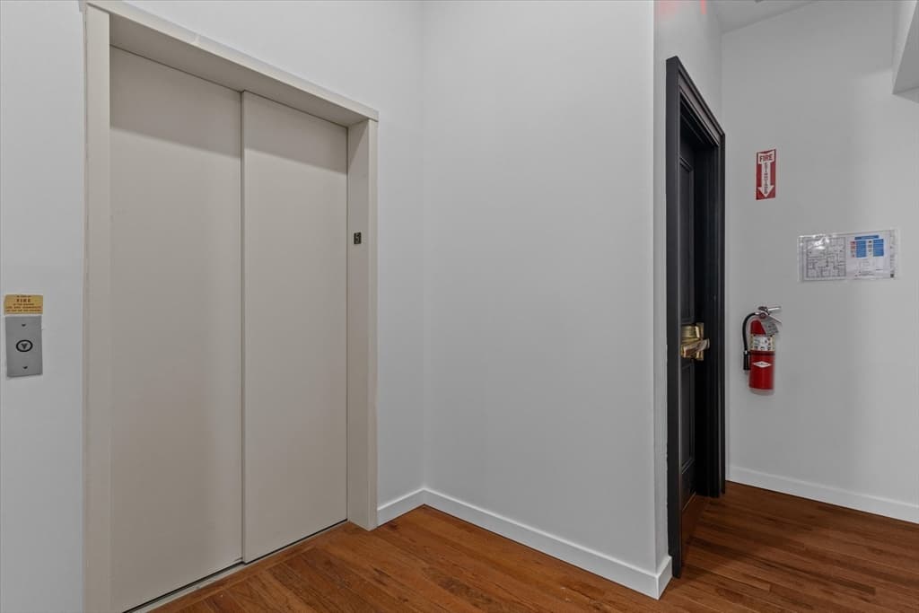 280 Essex Street #501 photo 3