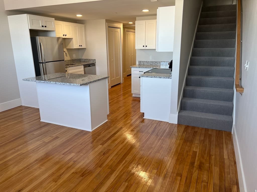 34 St Joseph Street #38 photo 4