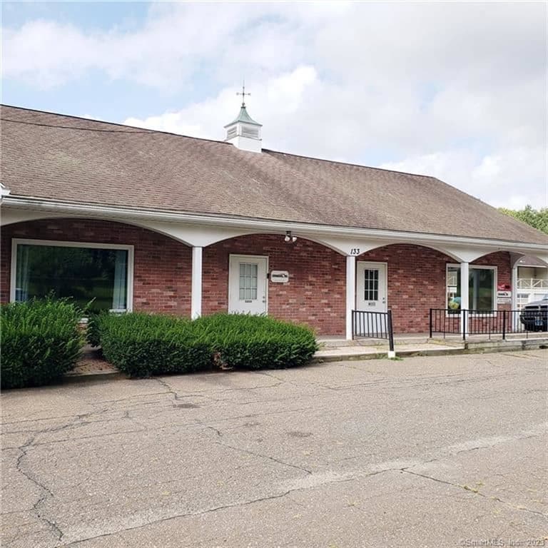 133 Hartford Ave #3