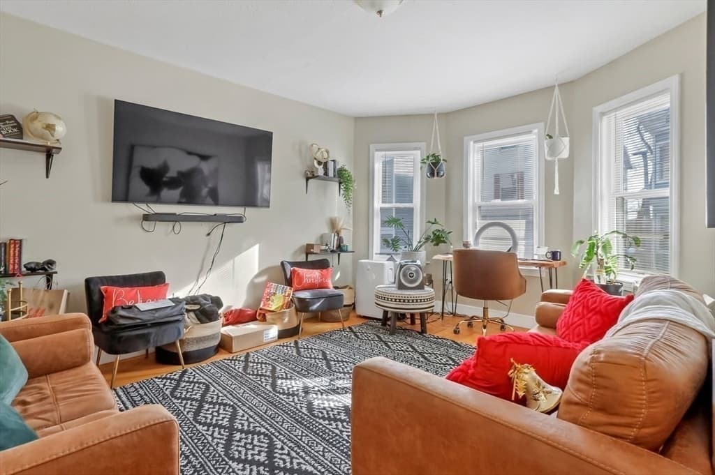 19 Hecla St photo 3