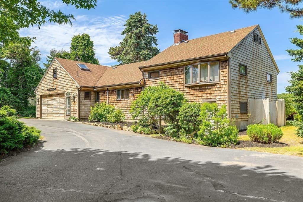 15 Albion Way photo 3