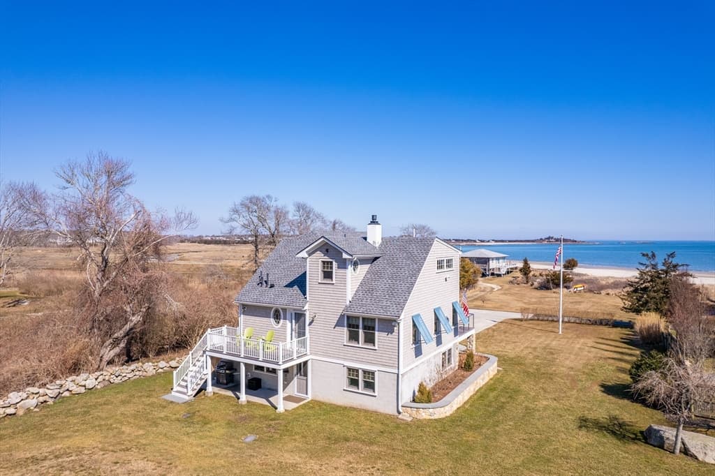 16 Meadow Shores Rd photo 3