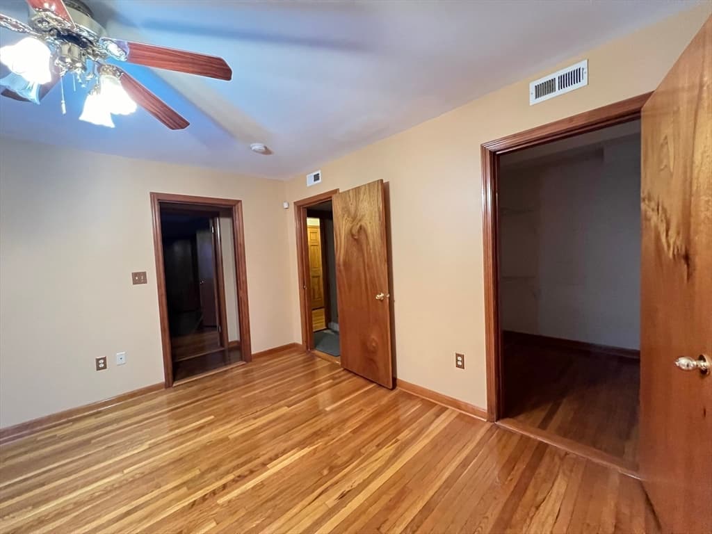 20 Pearl St #2 photo 5