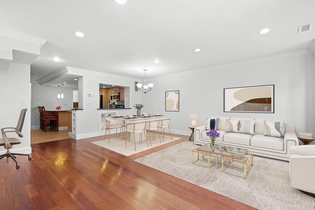 376 Commercial Street #4D photo 4