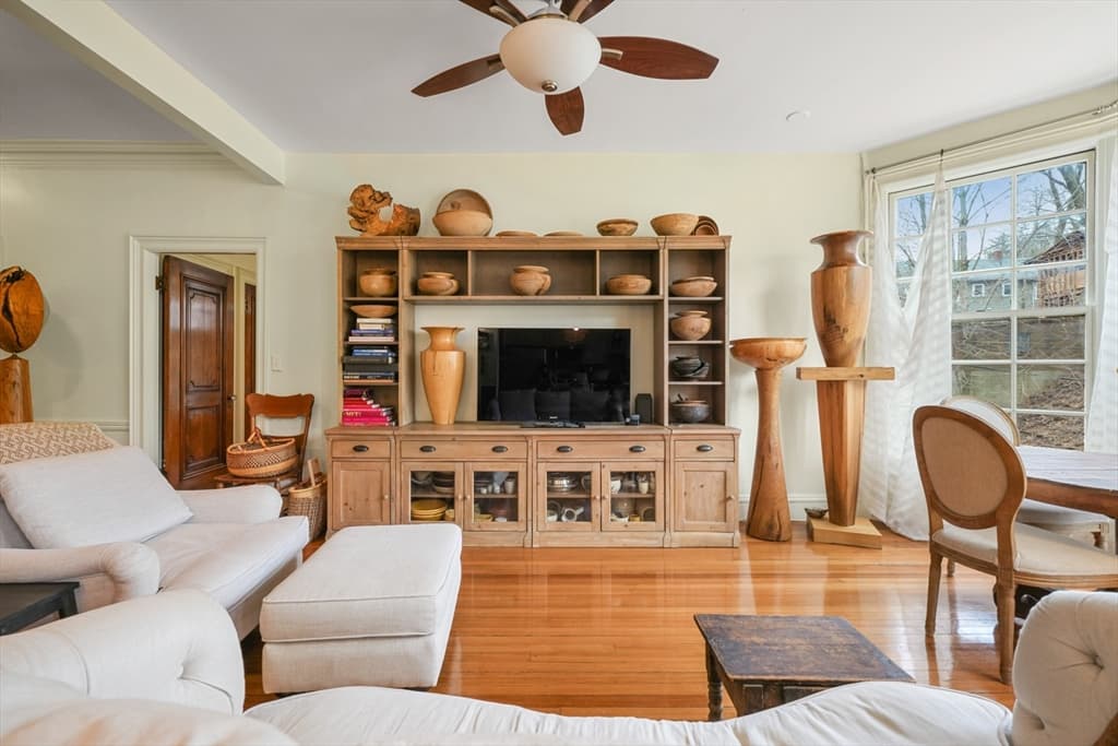 1514 Beacon St #53 photo 5