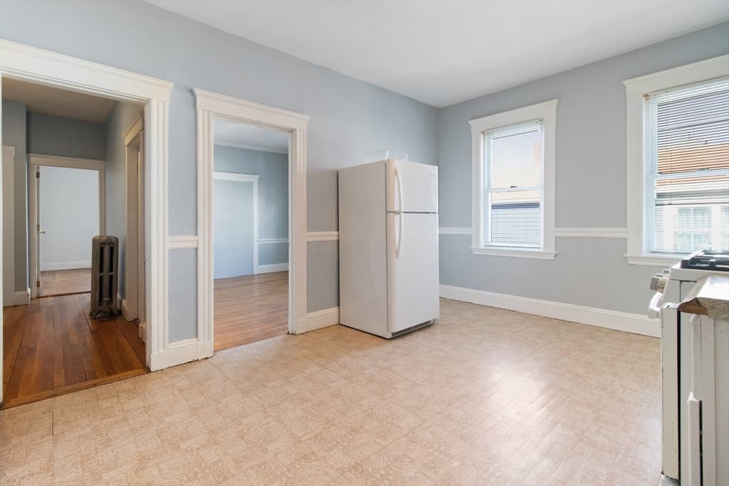 87 Florence Street #1 photo 4