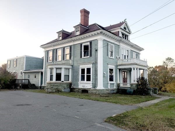 151-177 South St photo 2