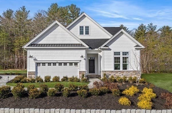 4 Barnes Blvd #51