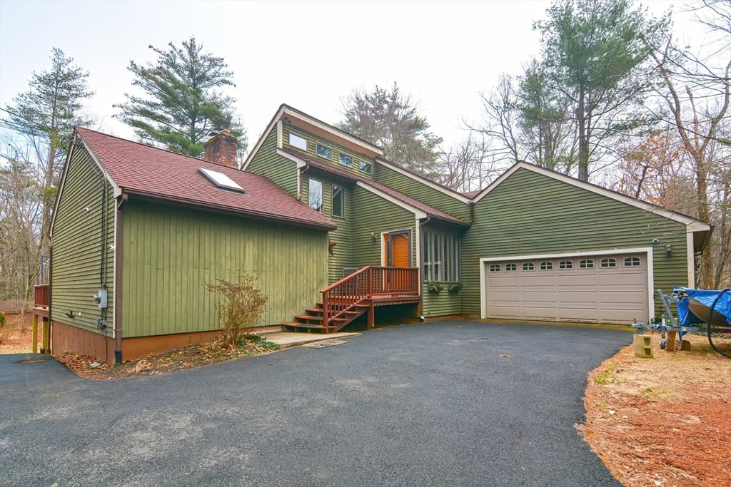 72 Allen Rd
