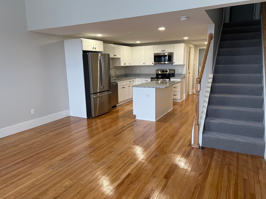 34 St Joseph Street #40 photo 3