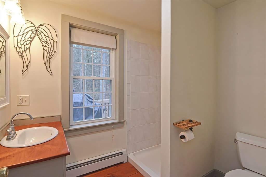 33 Champeaux Road photo 5
