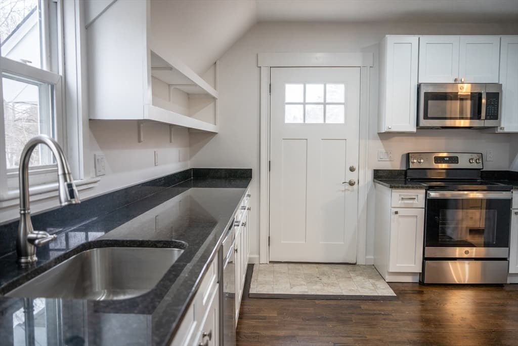 178 Union St #2 photo 3