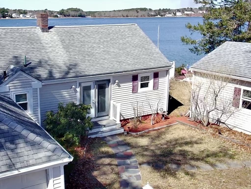 11 Wallace Point Rd photo 2