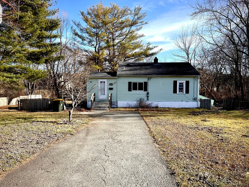 101 Pine Grove