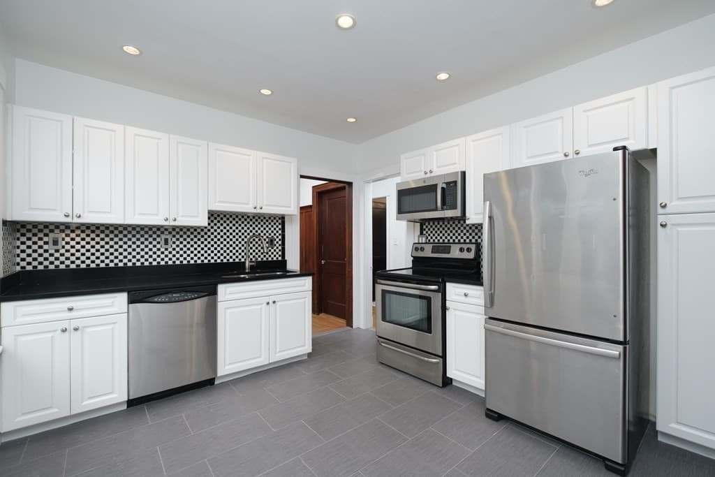 30 Boulevard Terrace #1