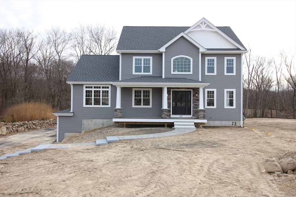 16 Ashlynn Way