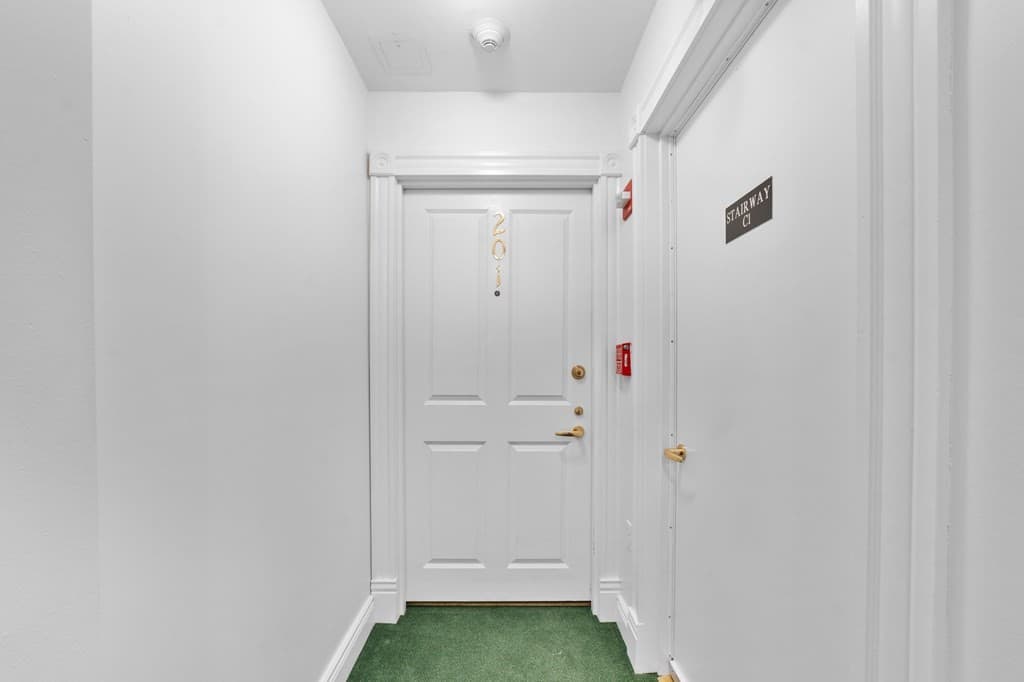 10 Charlesgate E #201 photo 5