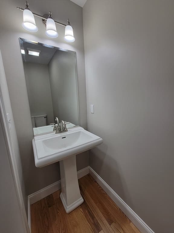 579 Summit St #2 photo 5
