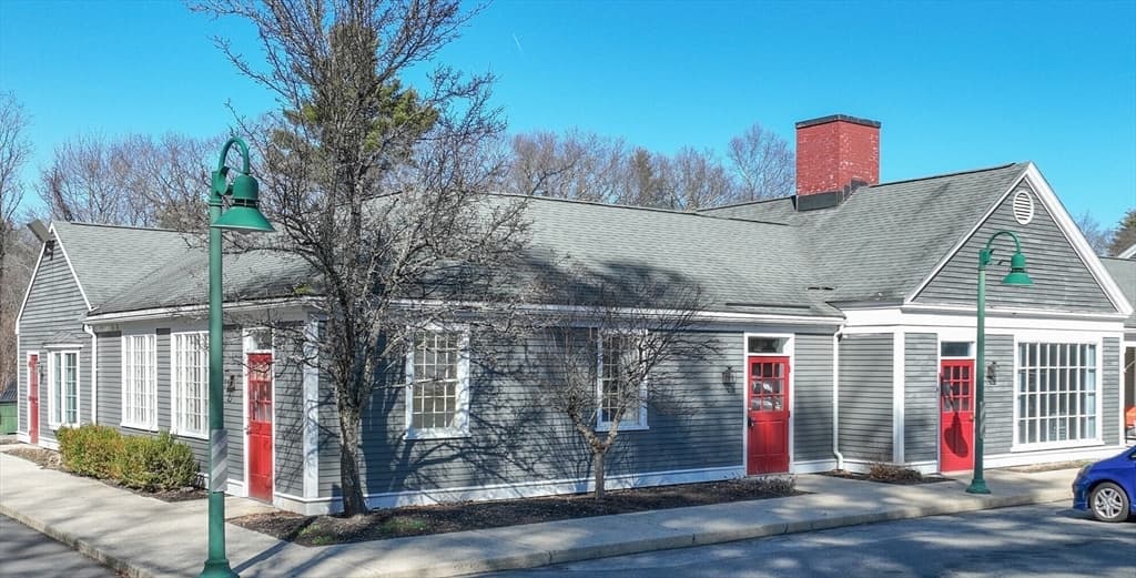 256 Georgetown Rd photo 2