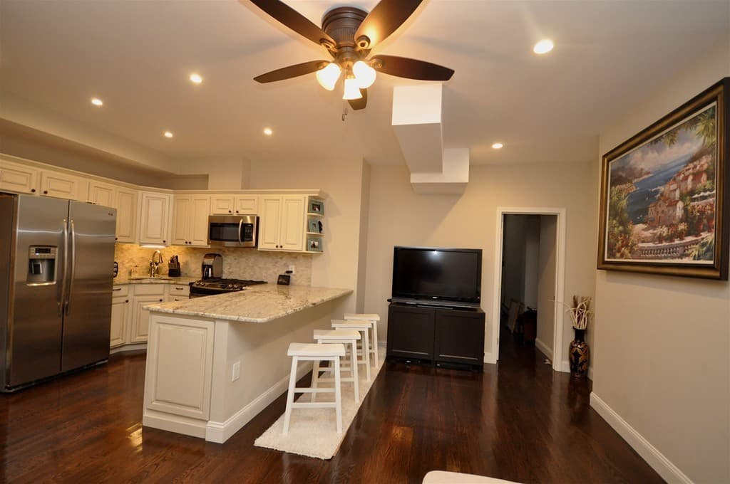 591 Beacon Street #G photo 4