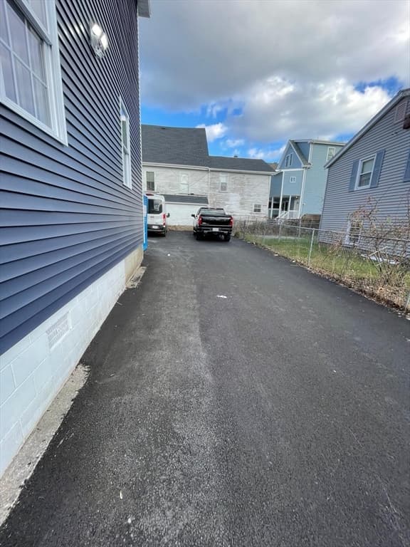 90 Essex St photo 4