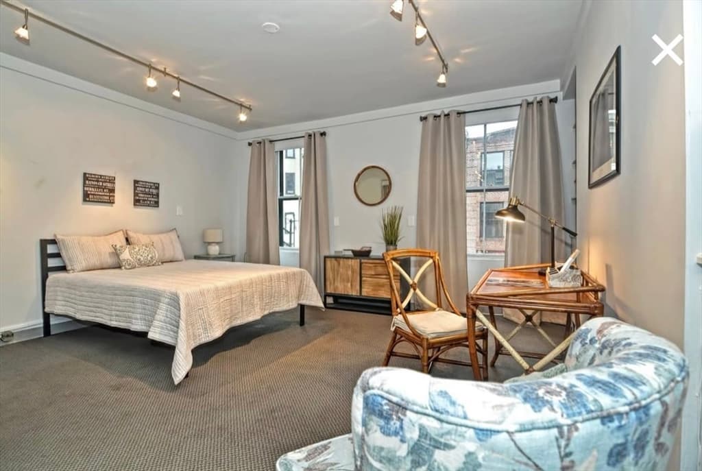 49 Charles Street photo 5