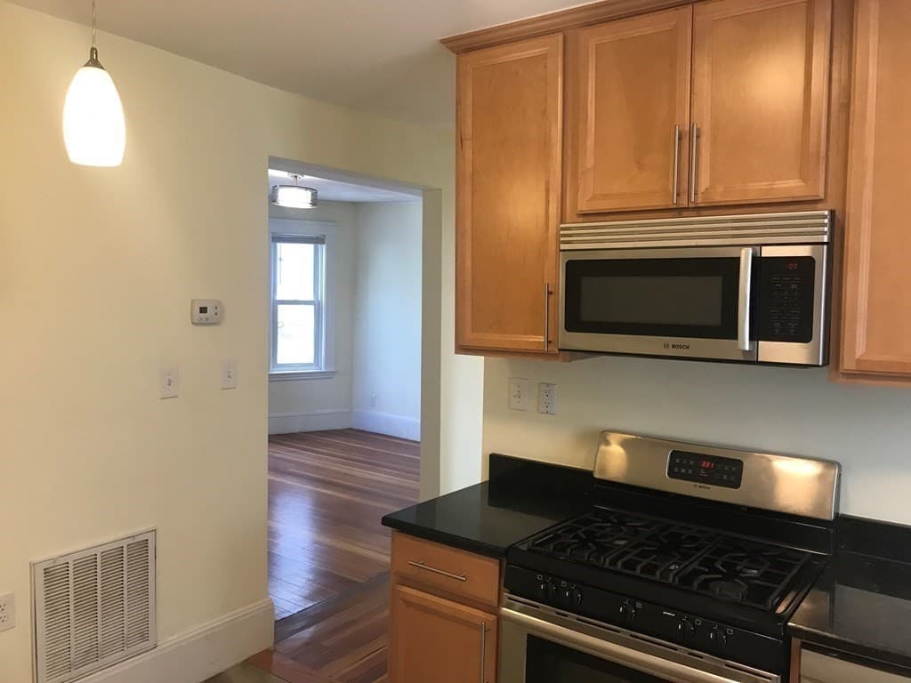 65 Conwell Avenue #1