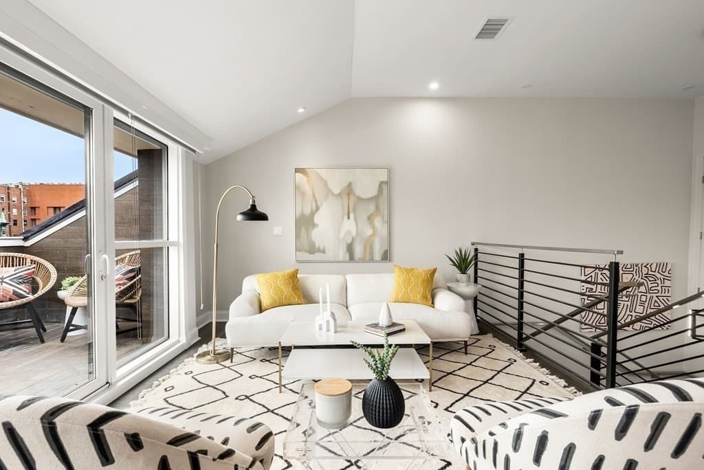 771 Harrison Avenue #PH 5 photo 2