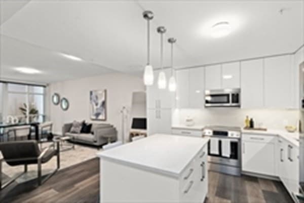 771 Harrison Avenue #406 photo 4