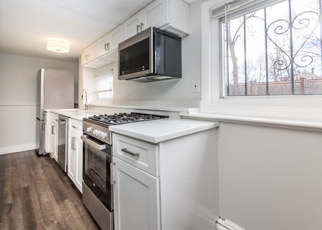 46 Bolton Street #2
