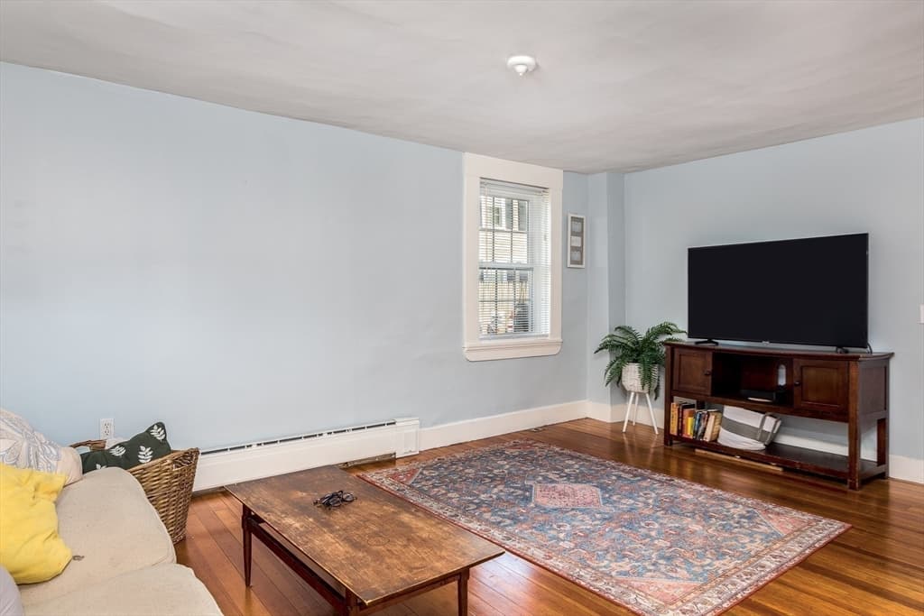 17 Hardy Street #1 photo 5