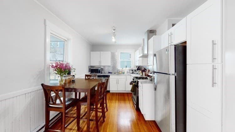 243 Summer St #2 photo 3