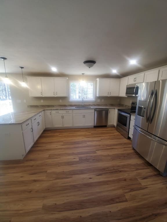 71A Woodlawn Ave photo 3