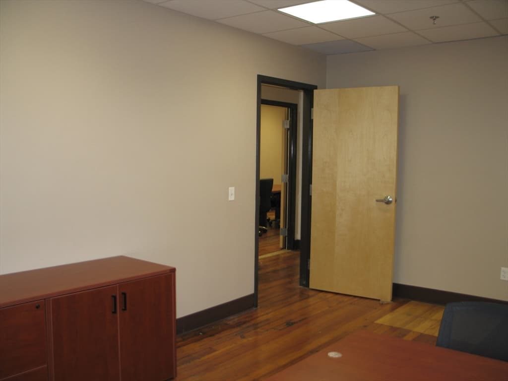 521 Mt. Hope St #207 photo 5