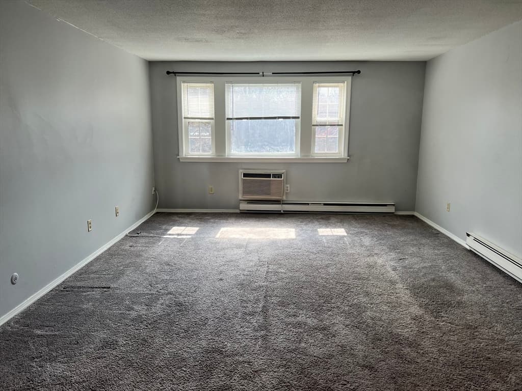180 Main Street #4304