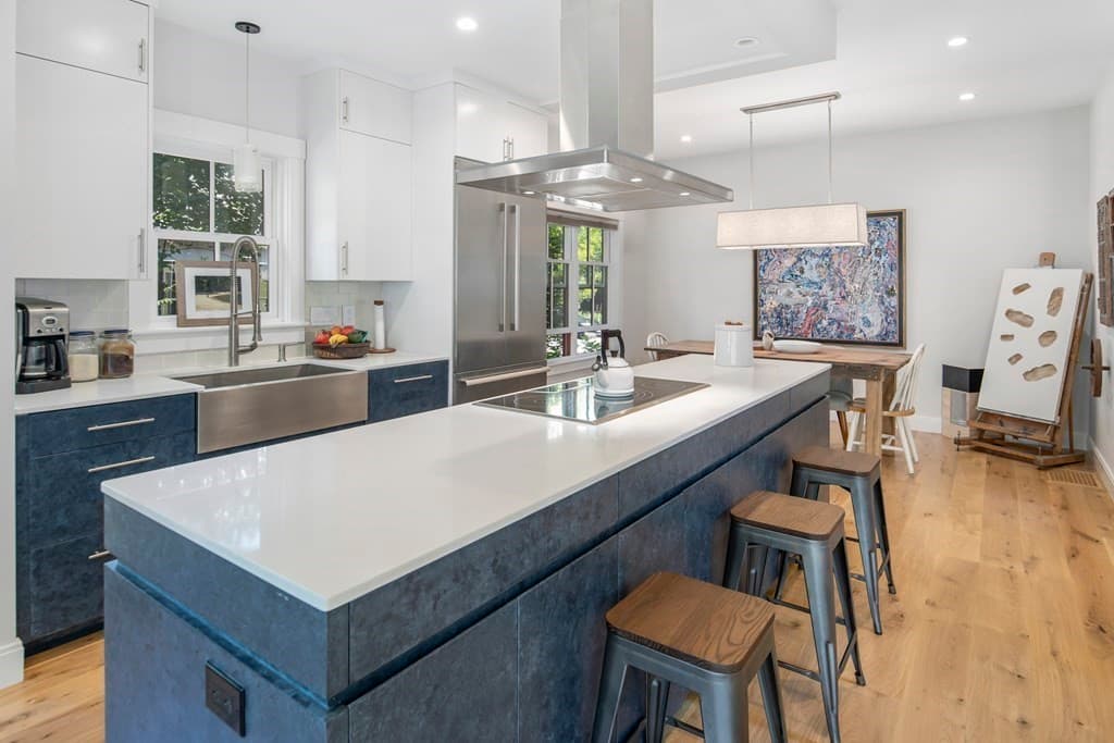 11 Ellsworth Ave #1A photo 2