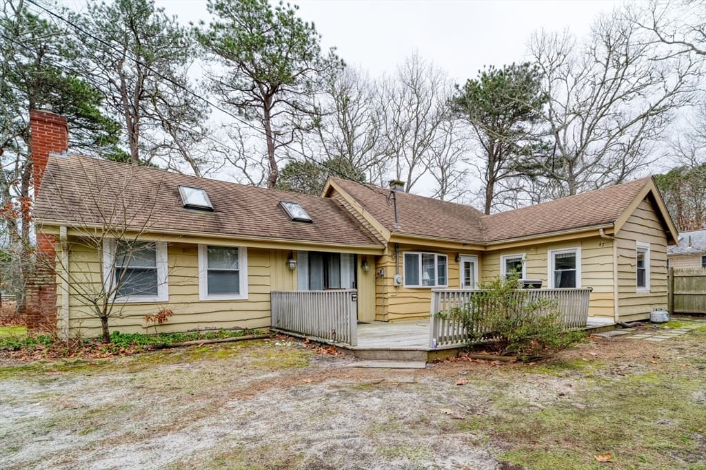 47 Mattakese Rd