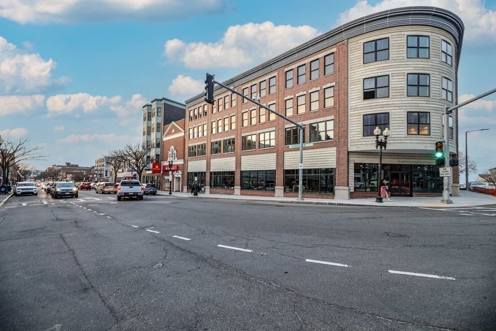 480 West Broadway #105 photo 3