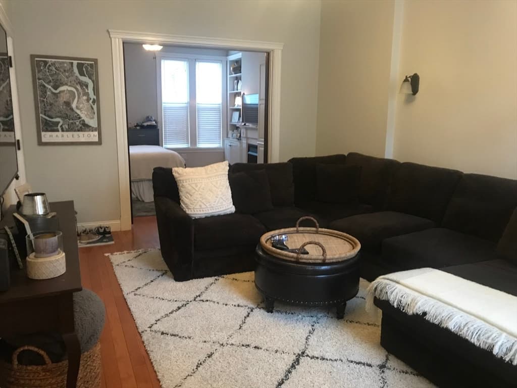 118 F Street #1 photo 2