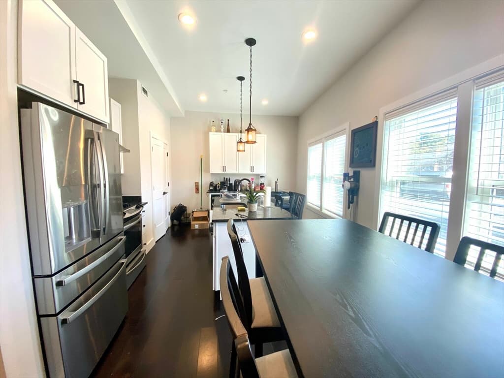 1 Cedar St