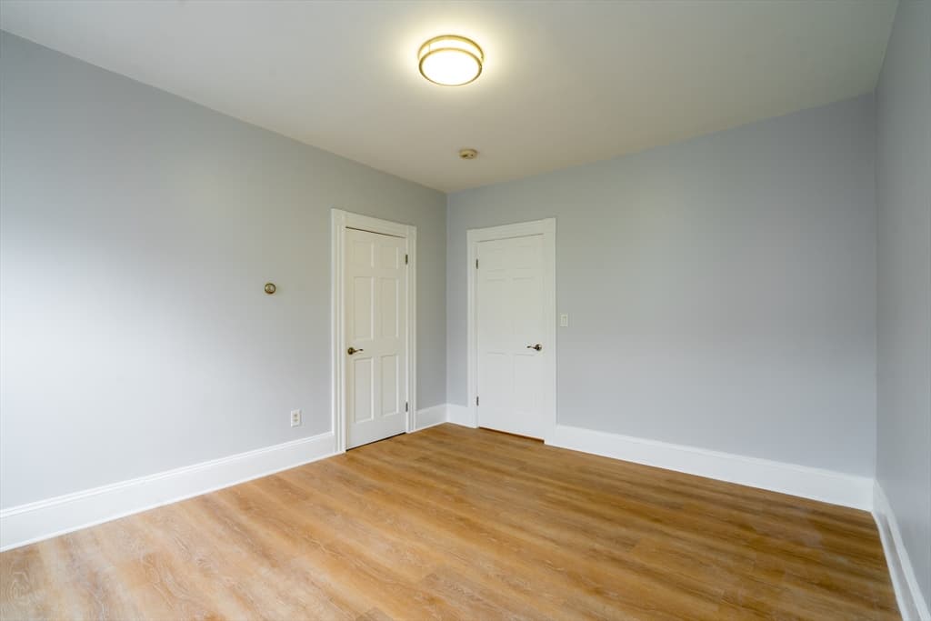 324 Hurley St #3 photo 5