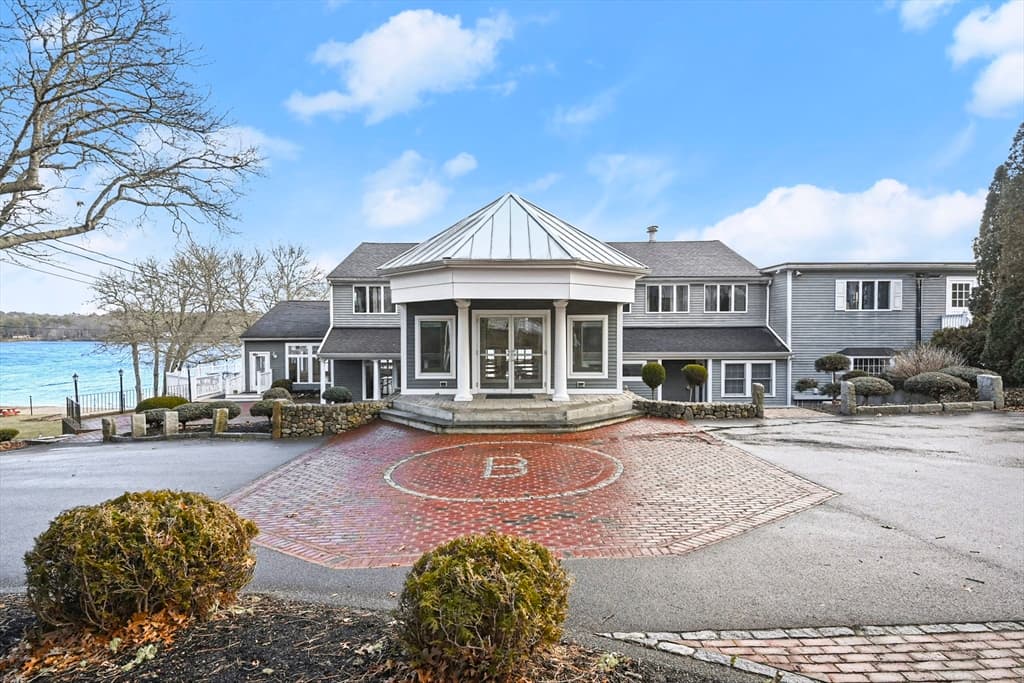 110 Valley Rd.