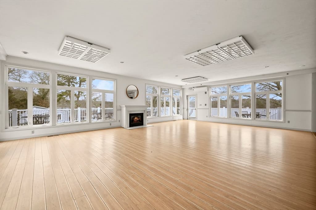 110 Valley Rd. photo 5