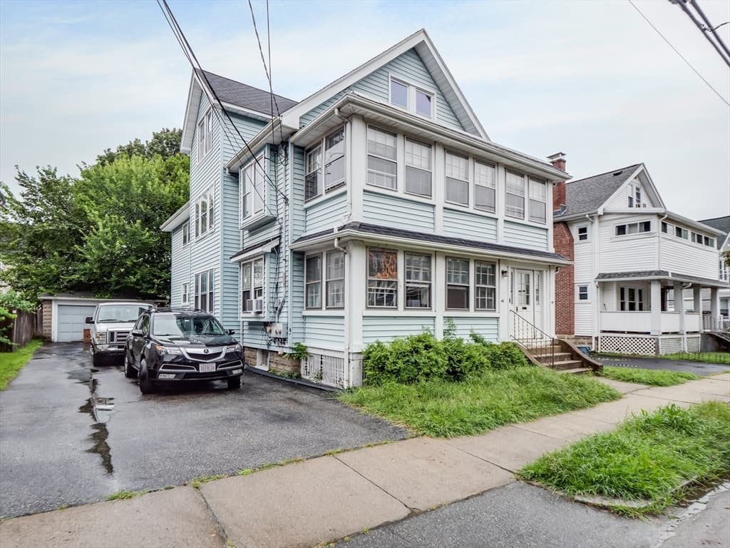 48 Cleveland St #2 photo 3