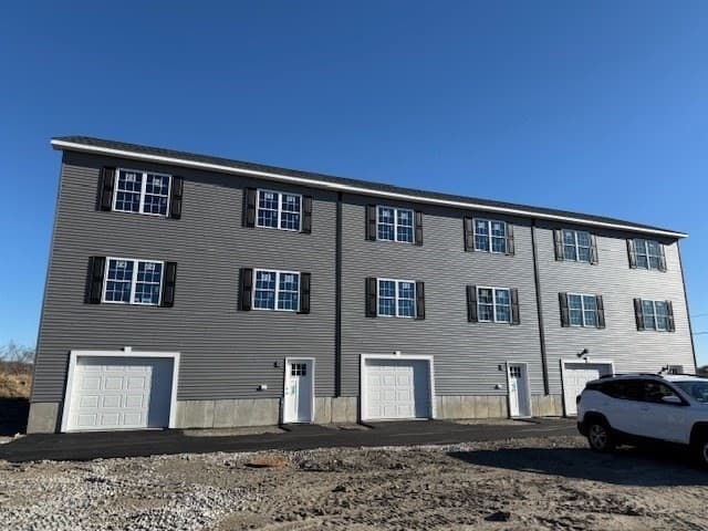 LOT 2, 8-13 Lawrence Street