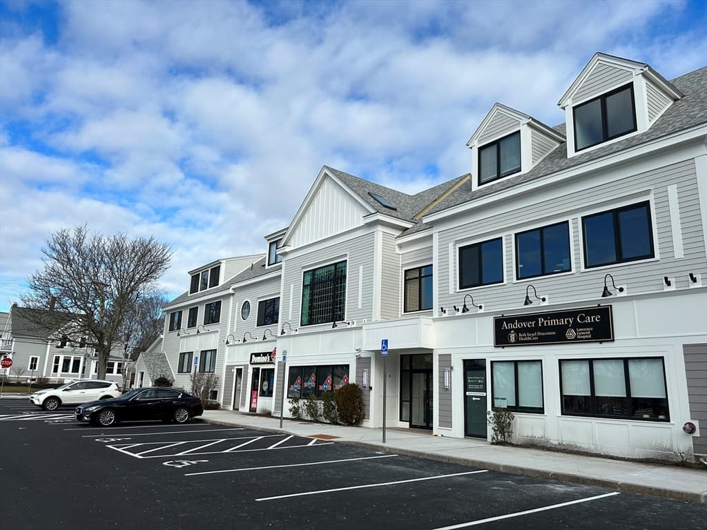 63 Park Street #208