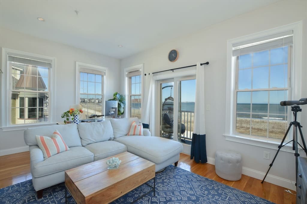 148 Winthrop Shore Dr #5 photo 3