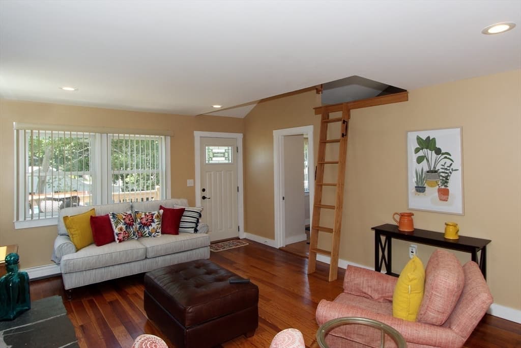 7 Atlantic Avenue photo 5