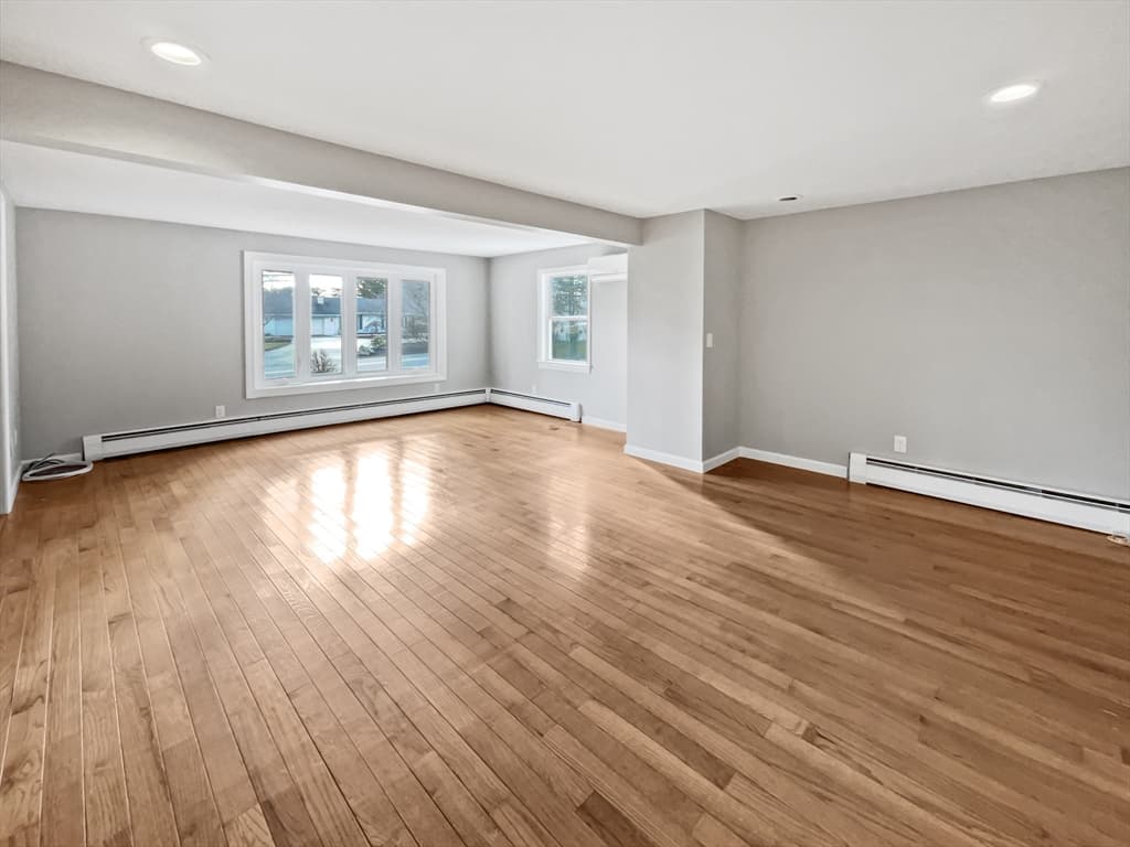254 Purchase St photo 3